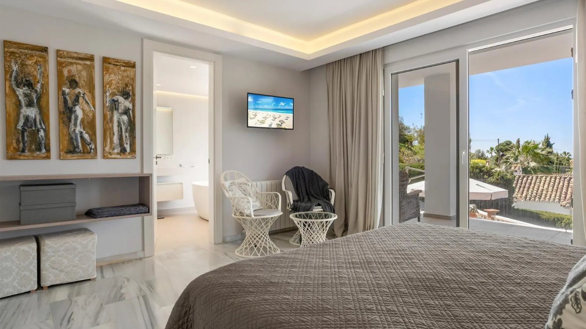 Villa Vista Royale Ref #100 Marbella