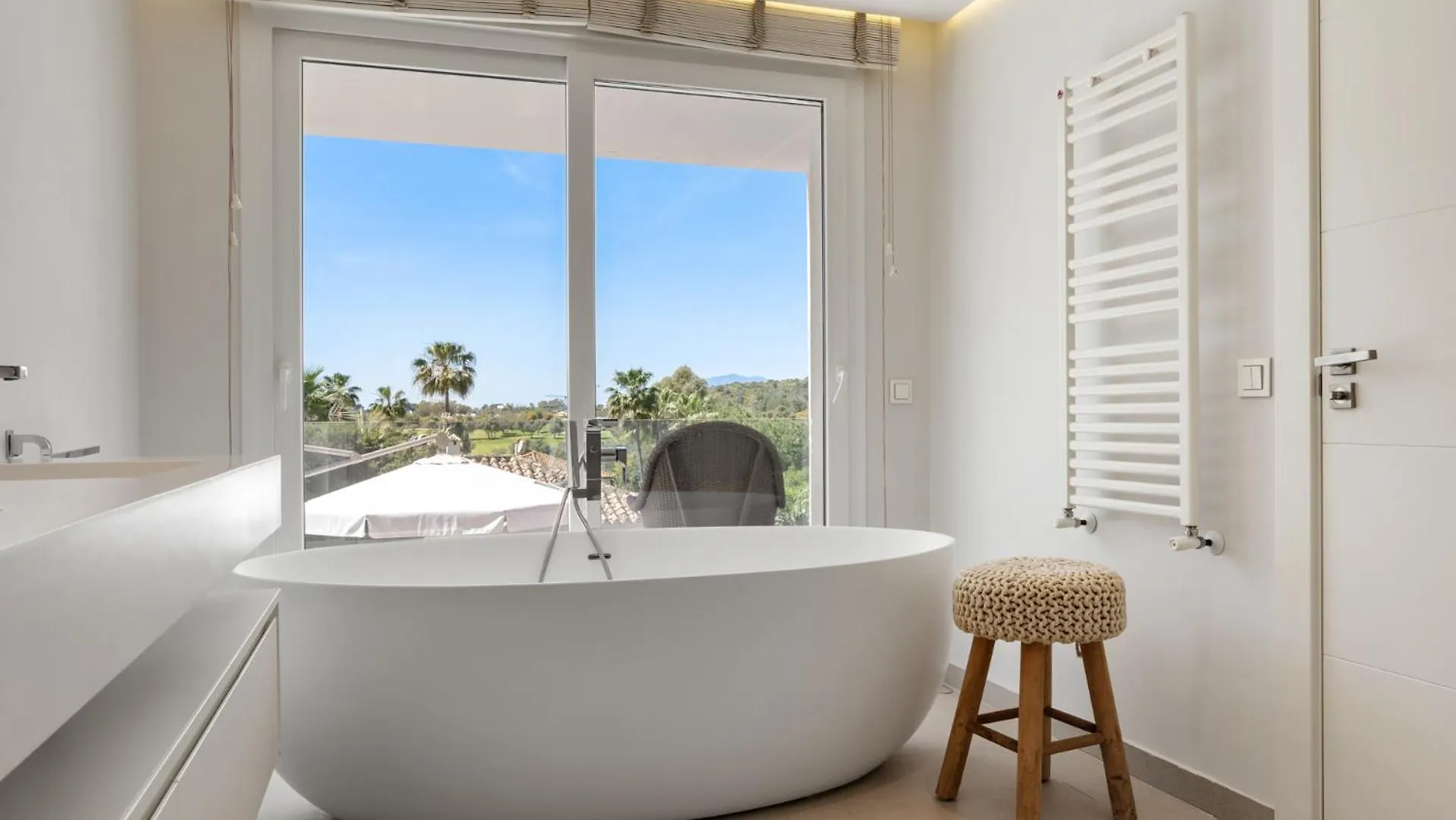 Villa Vista Royale Ref #100 Marbella 0*,  Španělsko