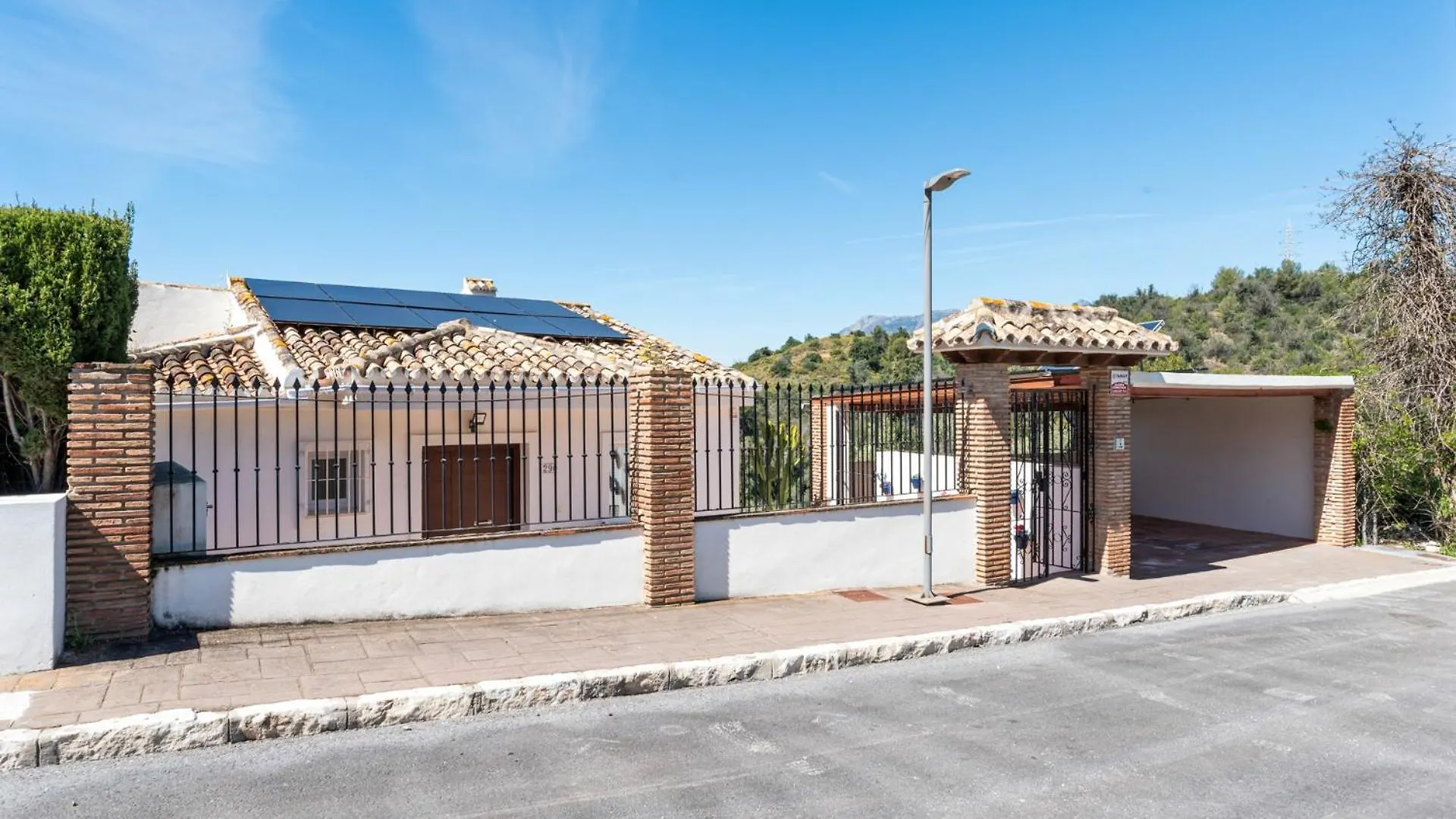 Villa Vista Royale Ref #100 Marbella